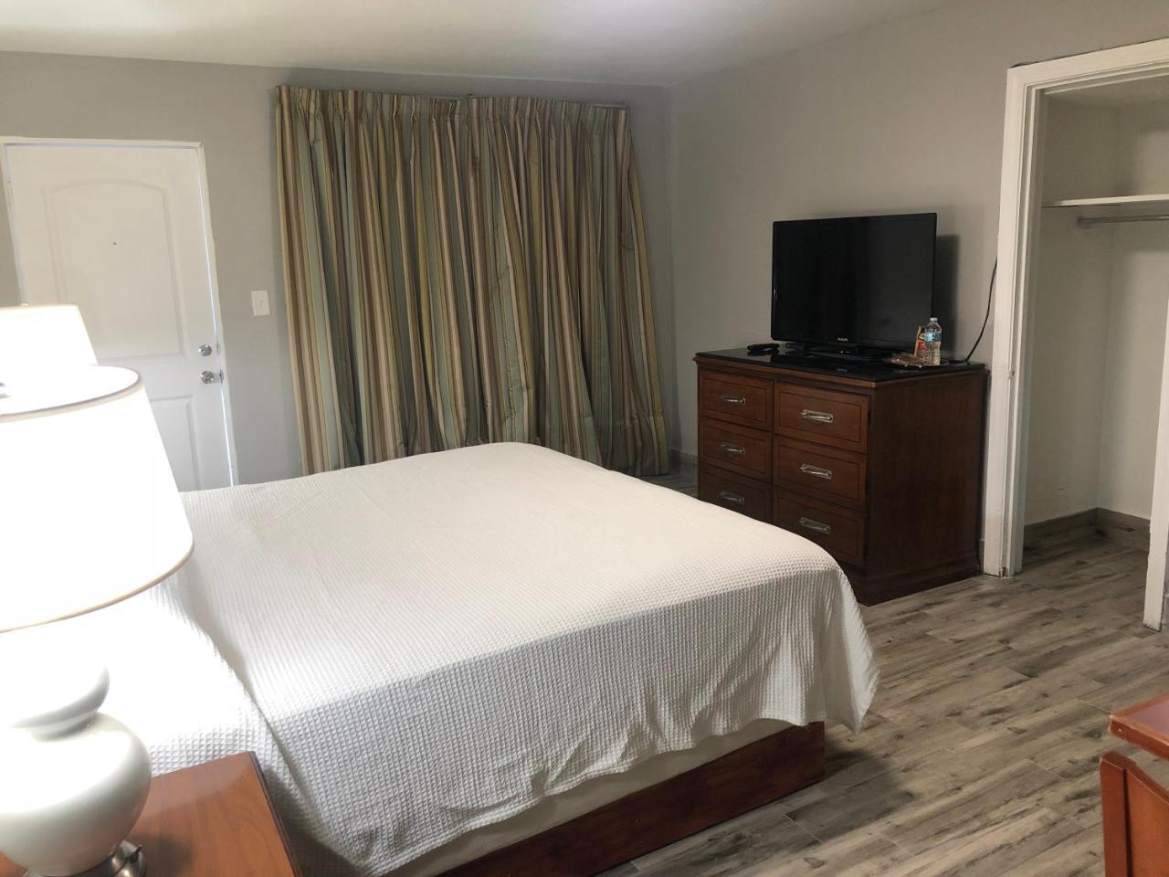 Bay Breeze Inn Bradenton Downtown المظهر الخارجي الصورة
