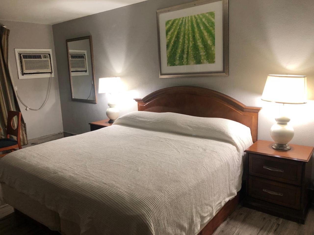 Bay Breeze Inn Bradenton Downtown المظهر الخارجي الصورة